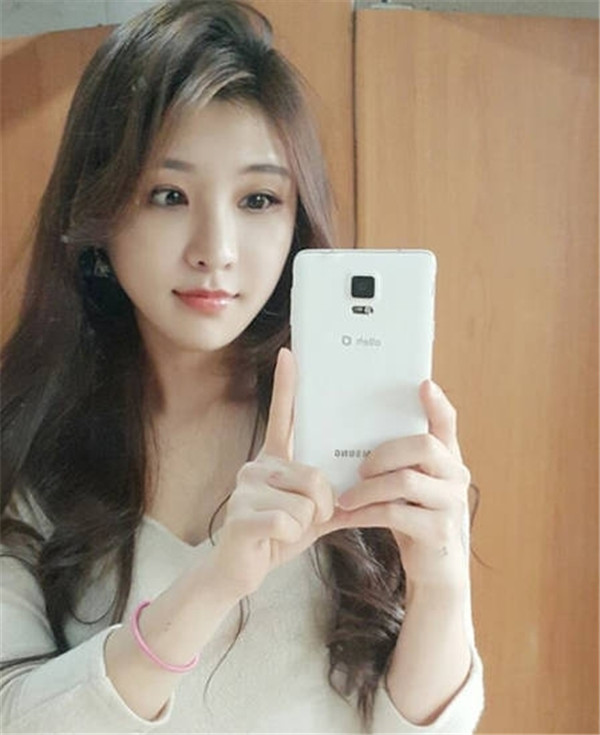 韩国最美女老师竟是网红女主播 太意外了!(6)
